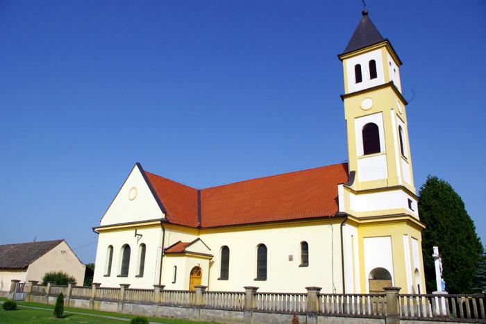 Crkva_Gospe_Snjezne_Harkanovci (2)